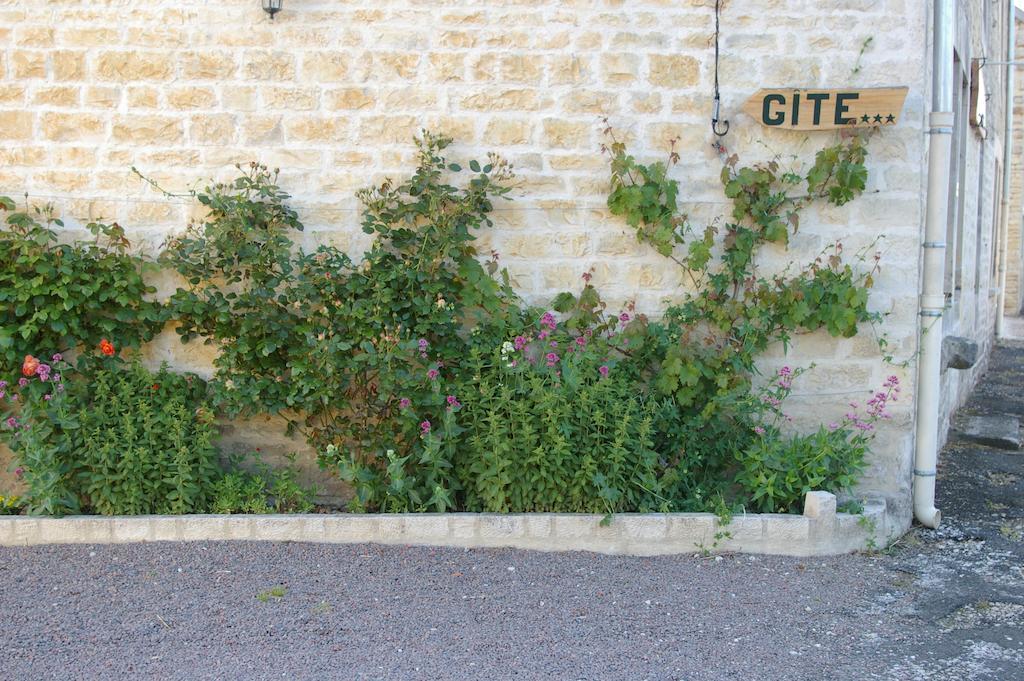 ジート オ シャレー Laferté-sur-Aube 部屋 写真