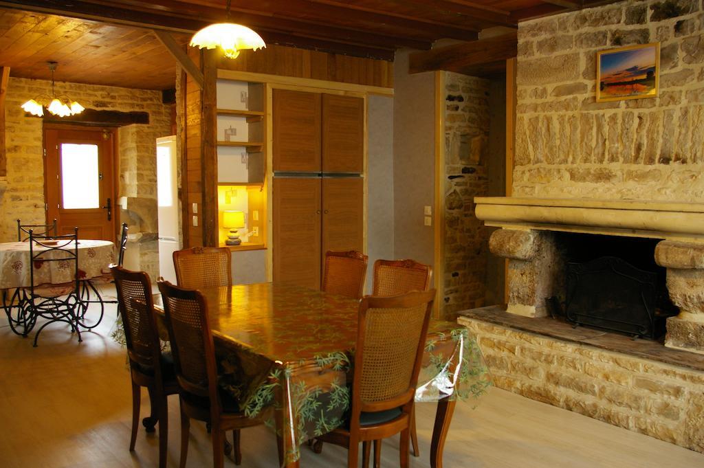 ジート オ シャレー Laferté-sur-Aube 部屋 写真